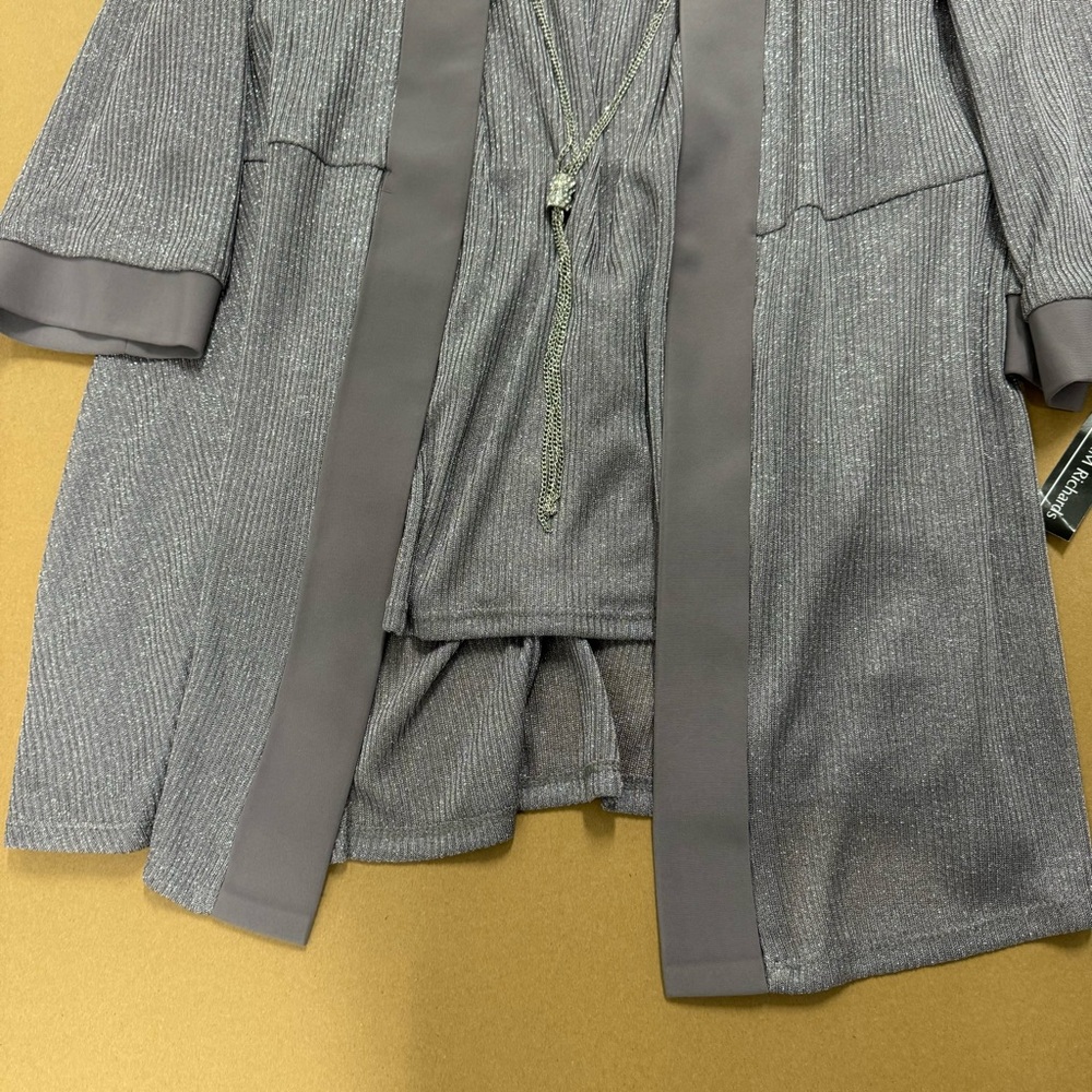 BEAUTIFUL JACKET, SHELL NECKLACE SET - Picture 9 of 14